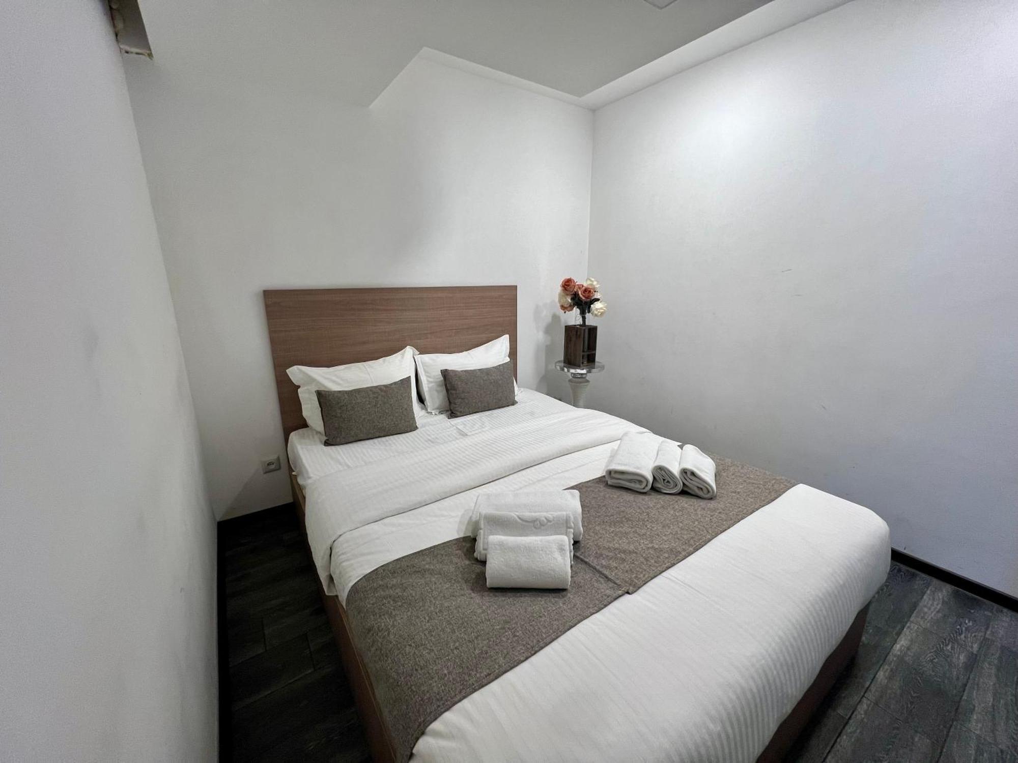 Yvn Tumanyan Apart-Hotel Erivan Exterior foto
