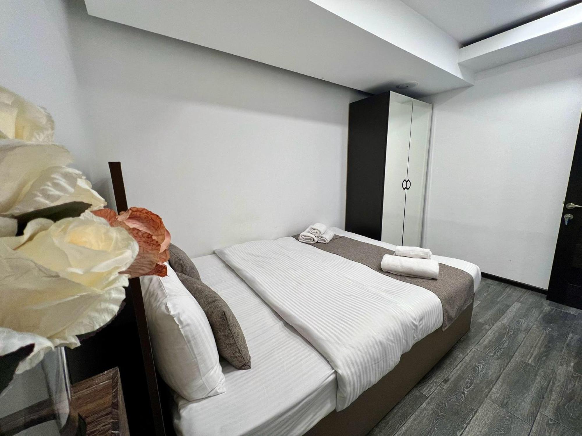 Yvn Tumanyan Apart-Hotel Erivan Exterior foto
